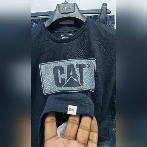 Caterpillar crew - Picture 5 of 5